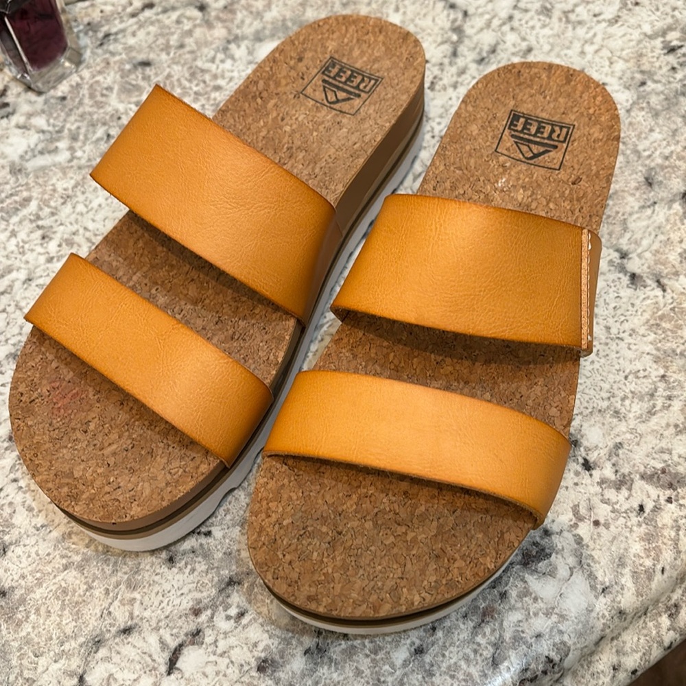 Womens Reef Sandals